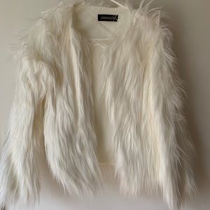 NWOT Lanshifei Fluffy White Coat